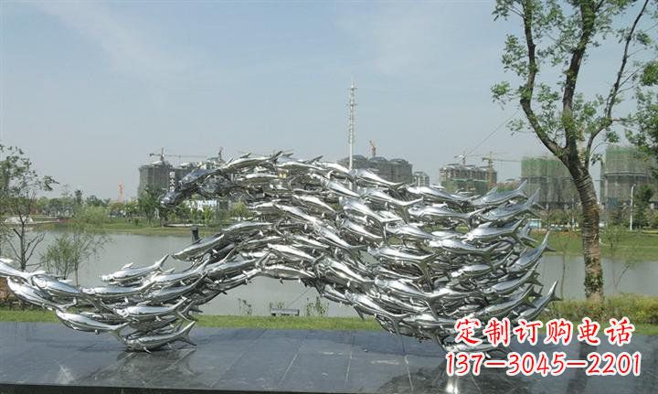 绵阳精美动物雕塑点缀不锈钢鱼群公园