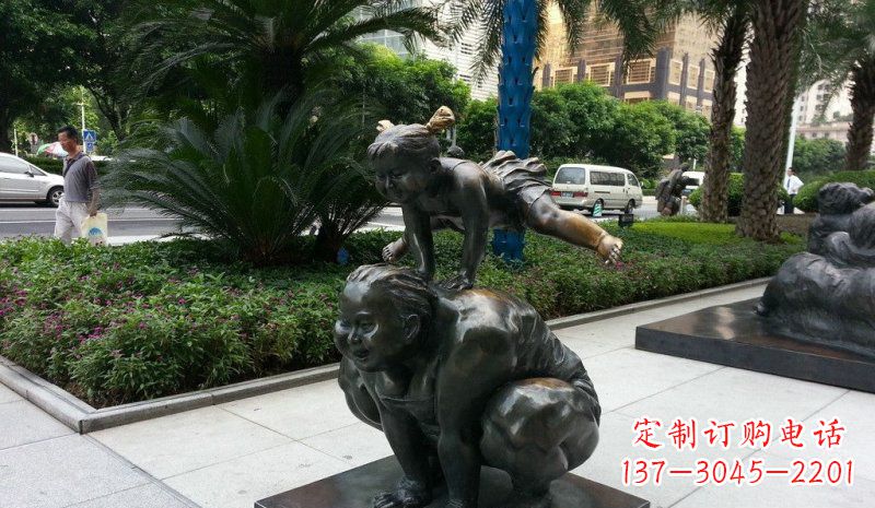 绵阳精美山羊雕塑,点缀步行街