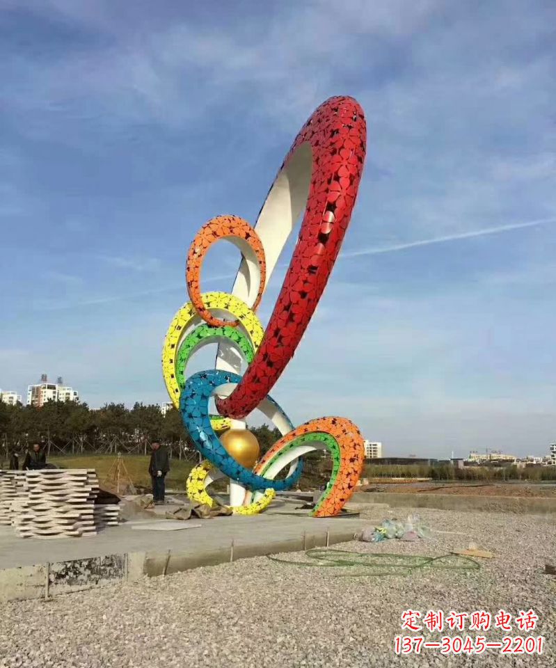 绵阳彩色不锈钢圆环雕塑极致美学之精品