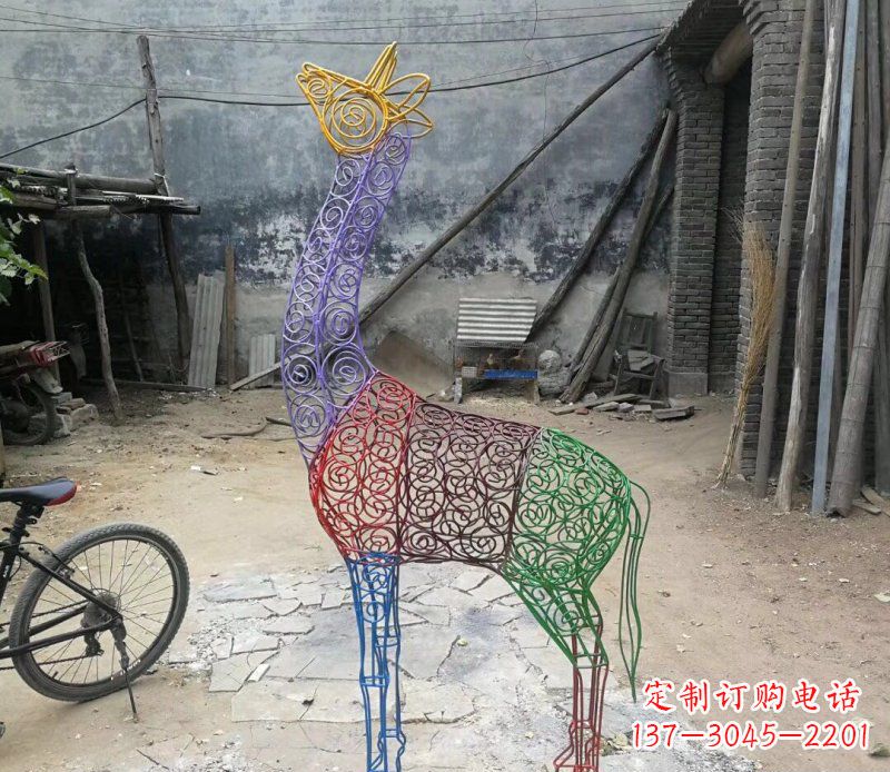 绵阳彩色不锈钢镂空梅花鹿雕塑——精美艺术品