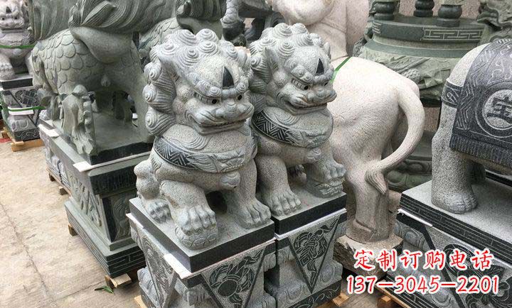 绵阳瑞士狮子门口雕塑
