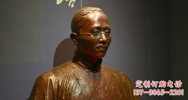 绵阳蔡元培——一位传奇民族英雄的雕塑