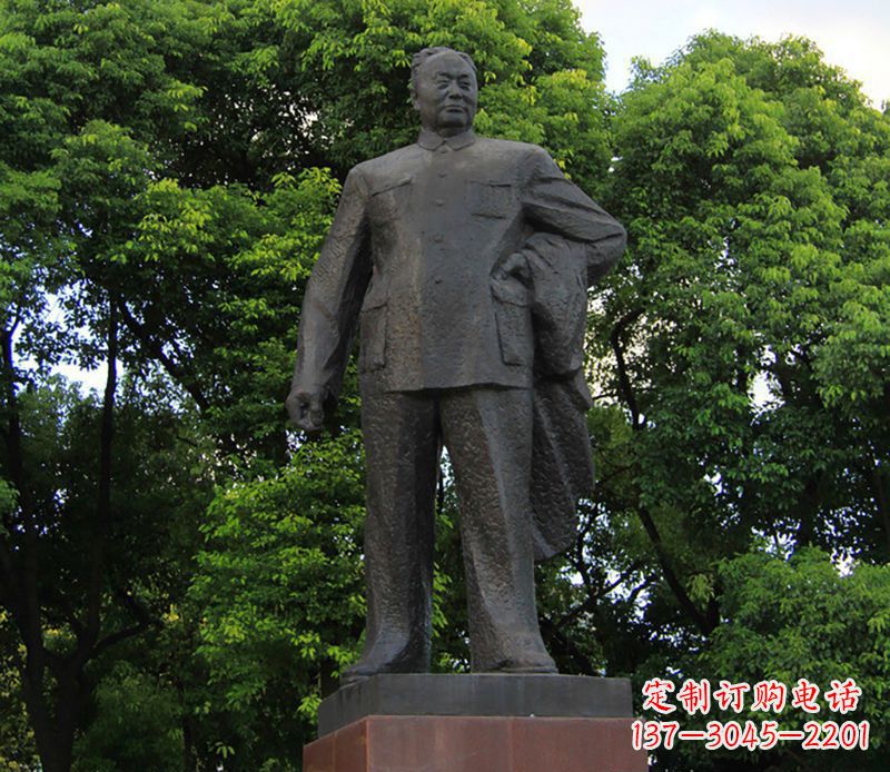 绵阳陈毅元帅铜雕荣耀中国历史的传承