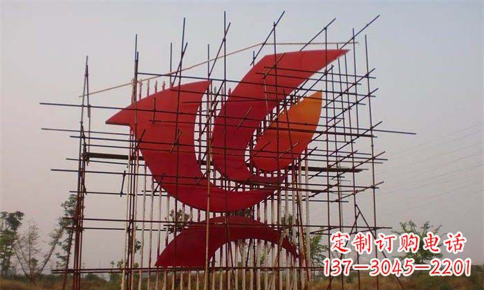 绵阳城市和平鸽雕塑传递和平信息