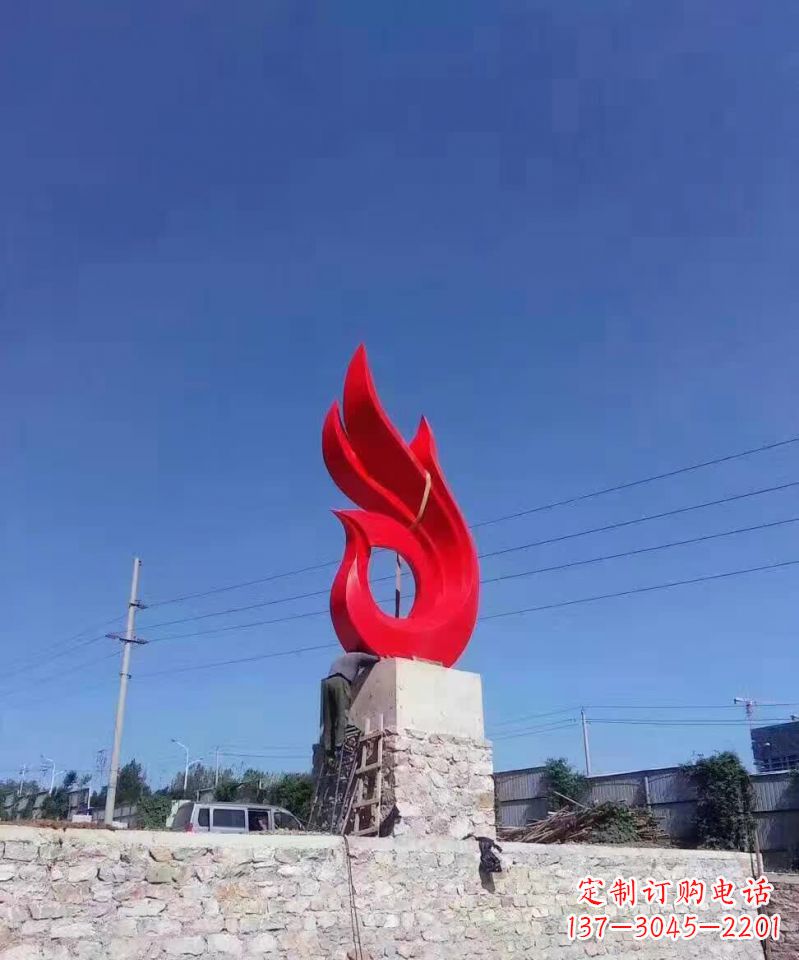 绵阳凤凰雕塑点缀城市的不锈钢景观