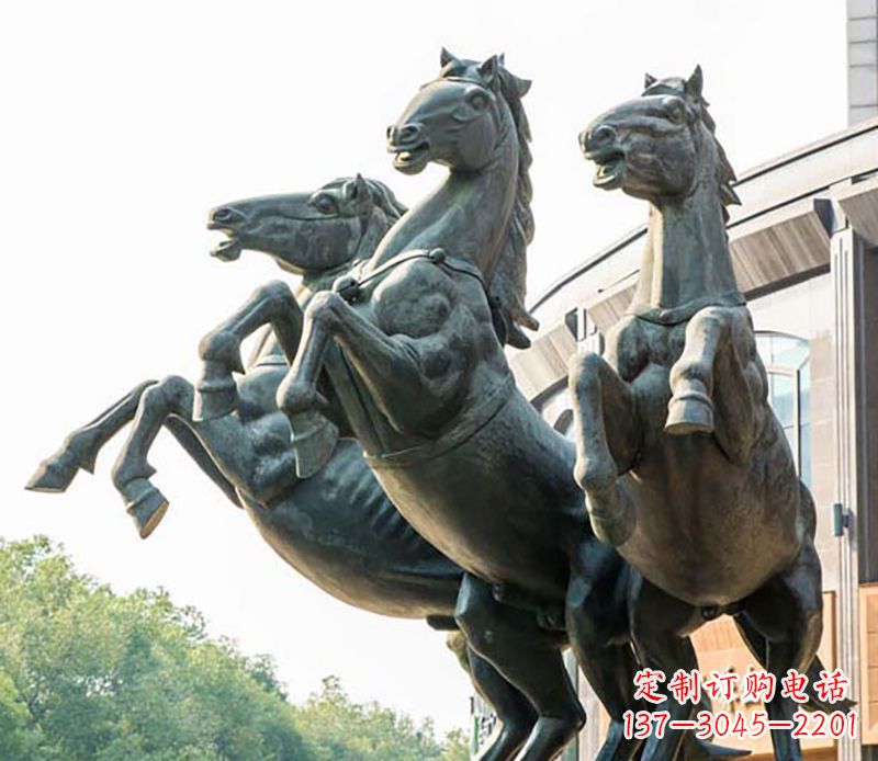 绵阳马雕塑集传统文化与现代装置艺术于一身