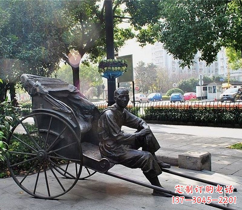 绵阳城市接头黄包车夫铜雕——记录城市历史的缩影