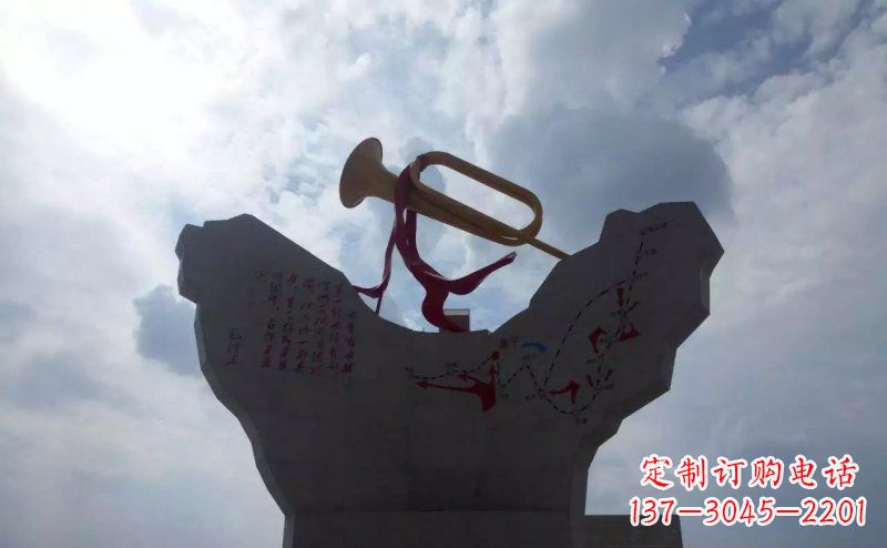 绵阳革命烈士冲锋号雕塑让革命历史长存