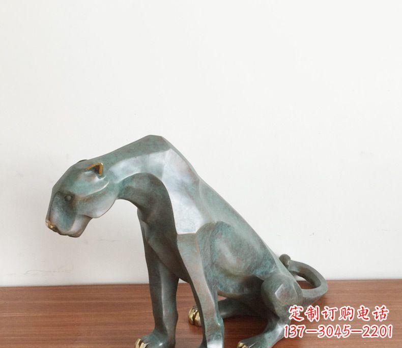 绵阳抽象豹子动物铜雕