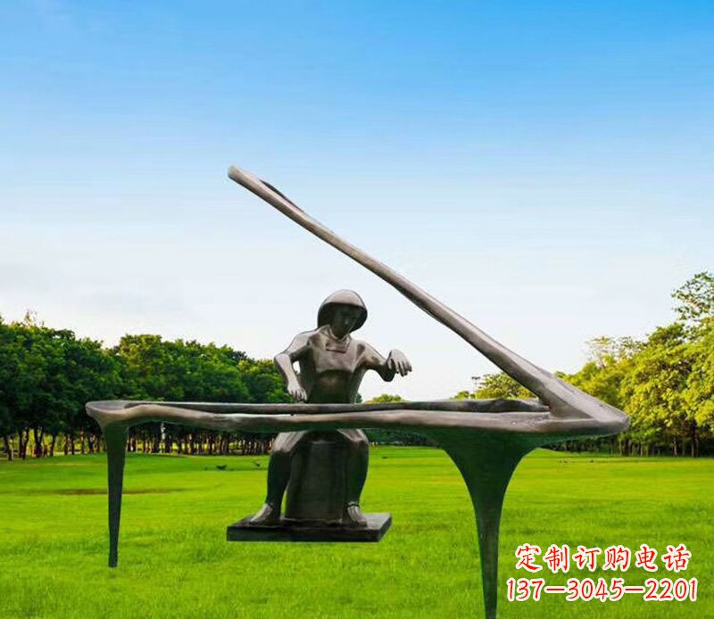 绵阳钢琴之音铸成雕塑