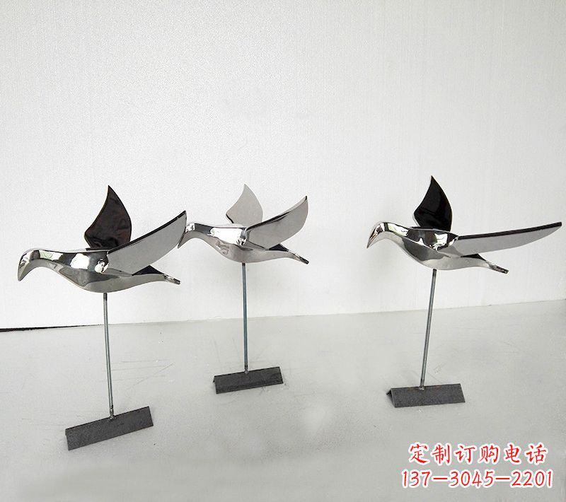 绵阳优雅的鸽子雕塑——不锈钢插件公园的精美装饰