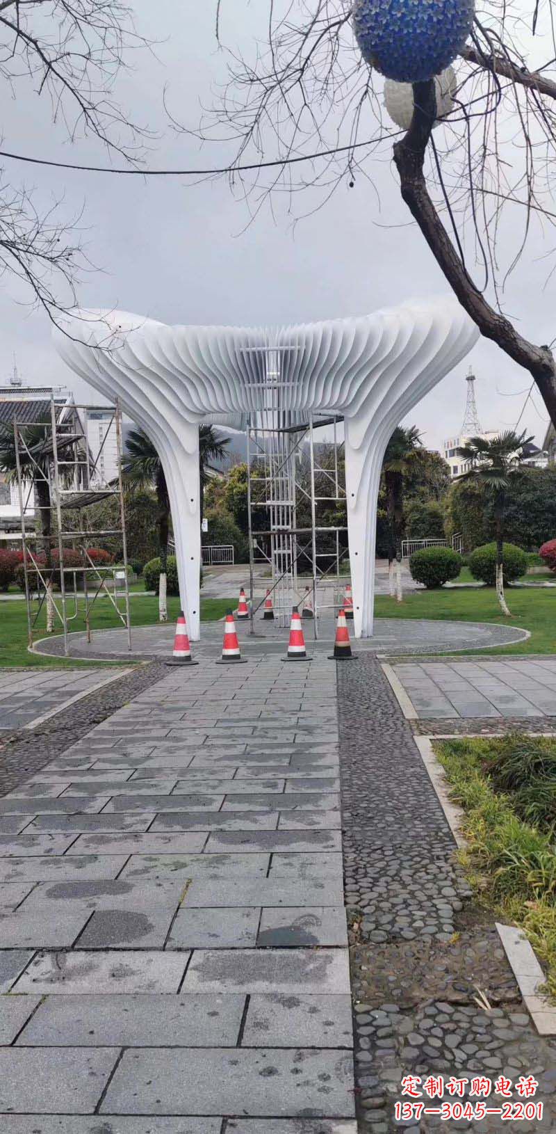 绵阳抽象拱门不锈钢雕塑