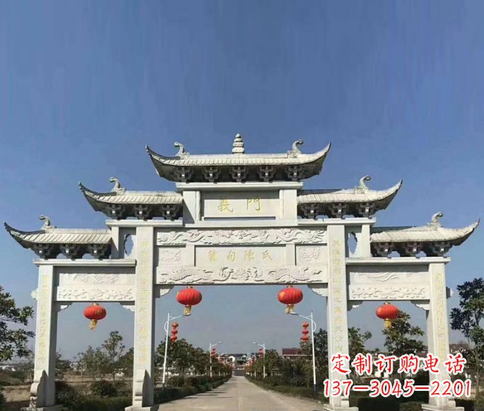 绵阳传承百年,村口牌楼雕塑的历史