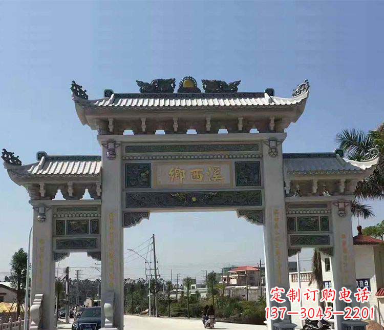 绵阳石牌坊雕塑——缅怀深厚的历史情谊