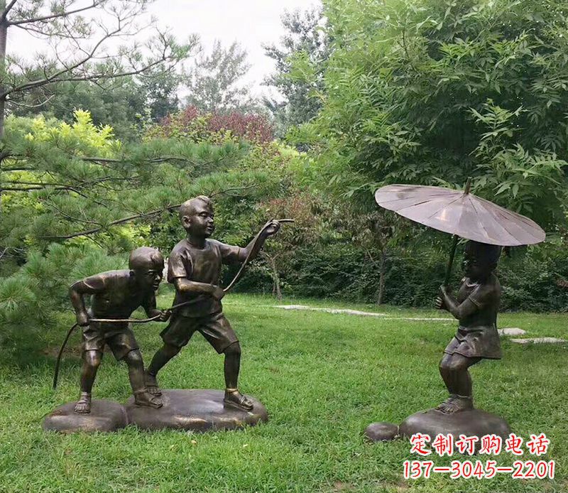 绵阳纪念儿童的美好时光——铜雕塑