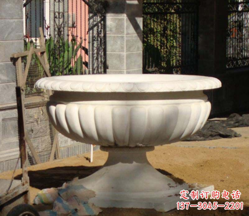 绵阳精美大理石花盆雕塑