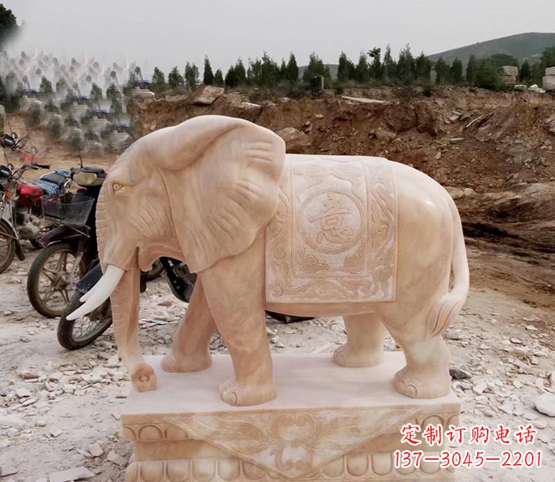 绵阳优雅大象大理石雕塑