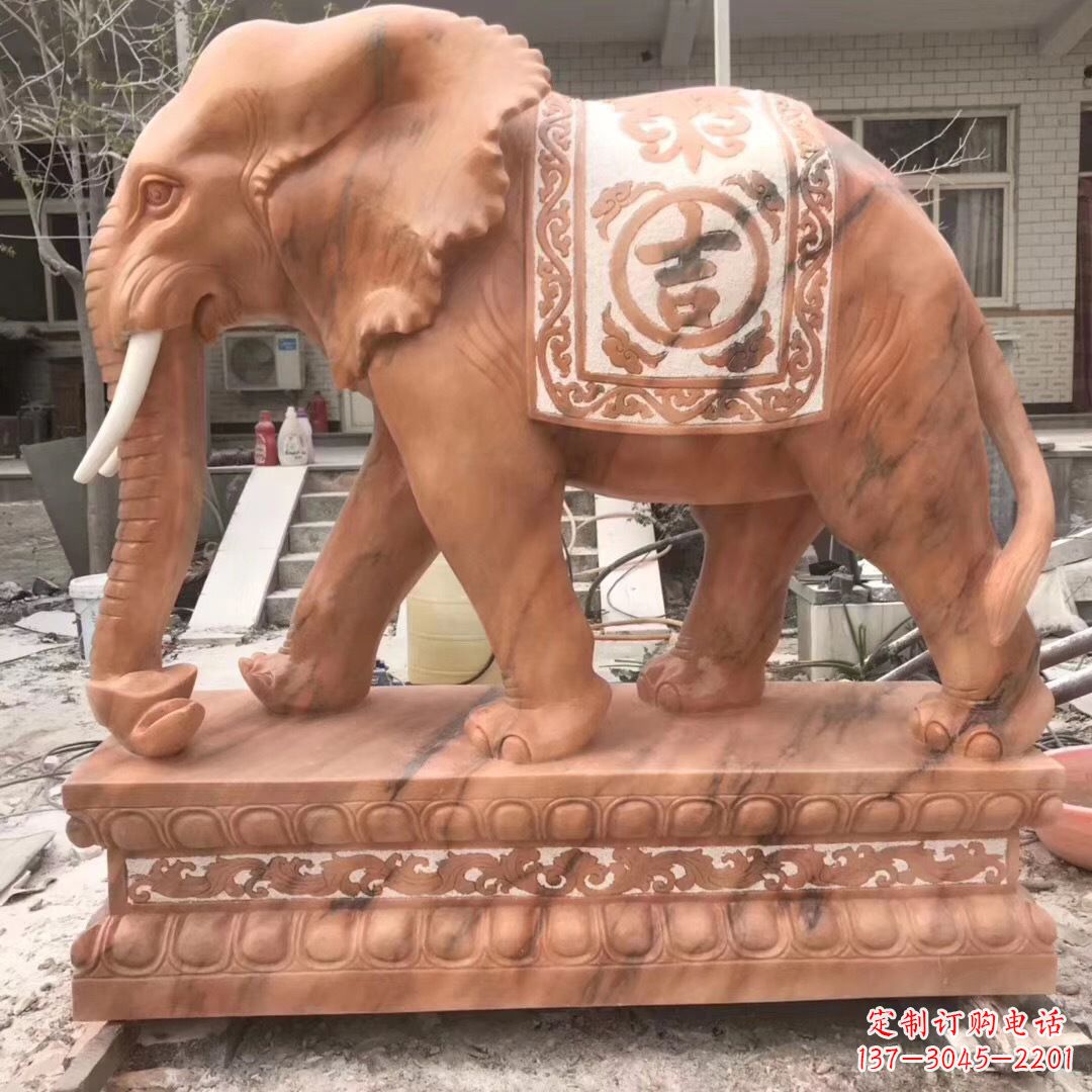 绵阳大象柱子石雕景区