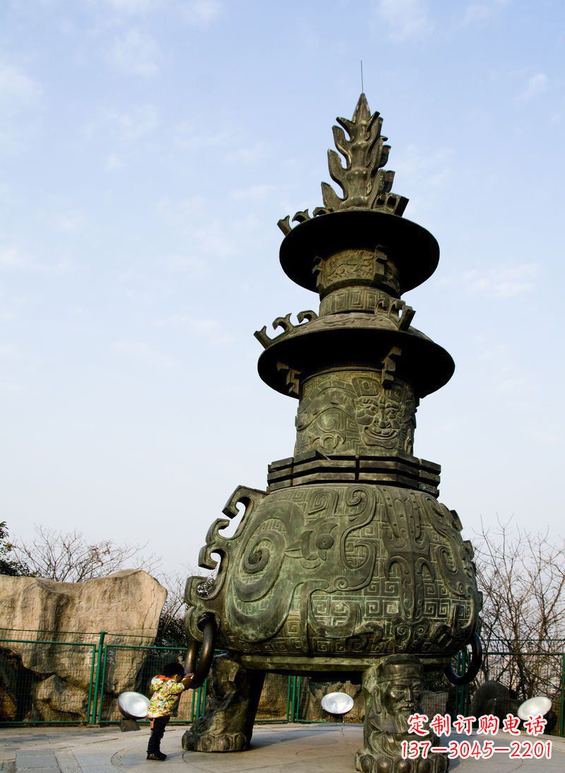 绵阳大型三足香炉寺庙铜雕塑