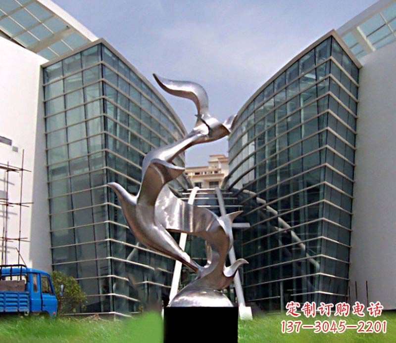 绵阳大雁城市不锈钢雕塑