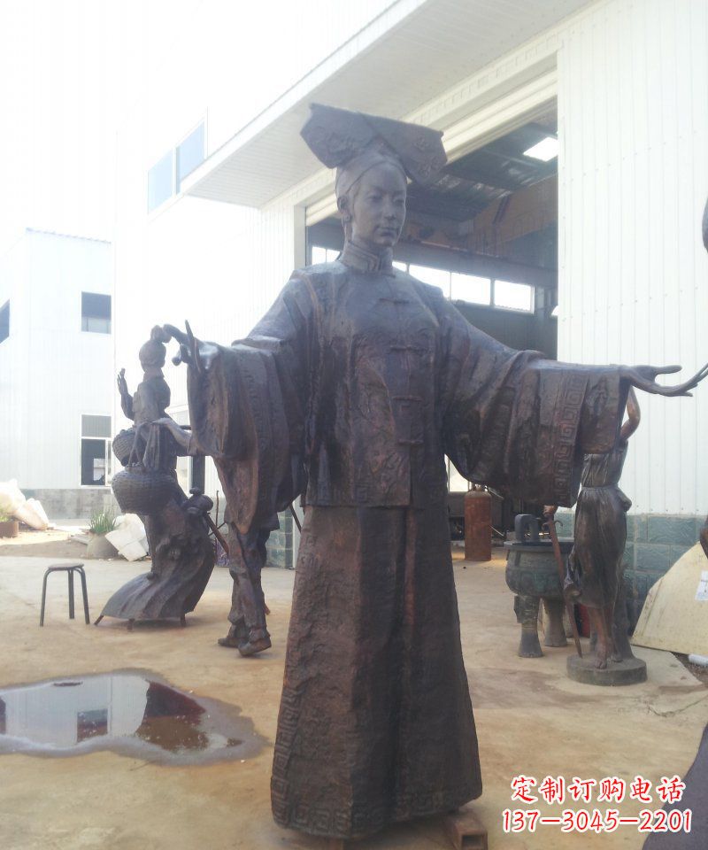 绵阳清朝女子古代人物铜雕塑