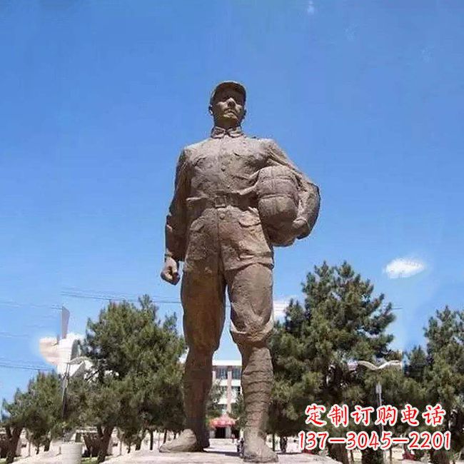 绵阳董存瑞石雕像 - 传承英雄精神的纪念雕塑