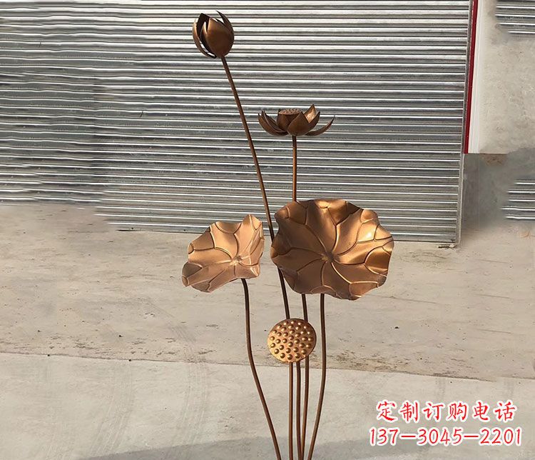 绵阳锻铜不锈钢荷花雕塑