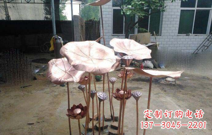绵阳锻铜荷叶雕塑