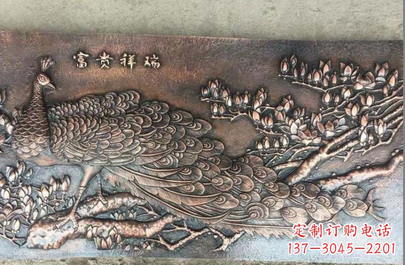 绵阳精美锻铜孔雀雕塑