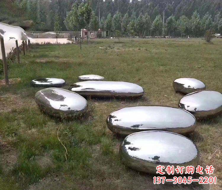 绵阳鹅卵石抽象镜面不锈钢雕塑