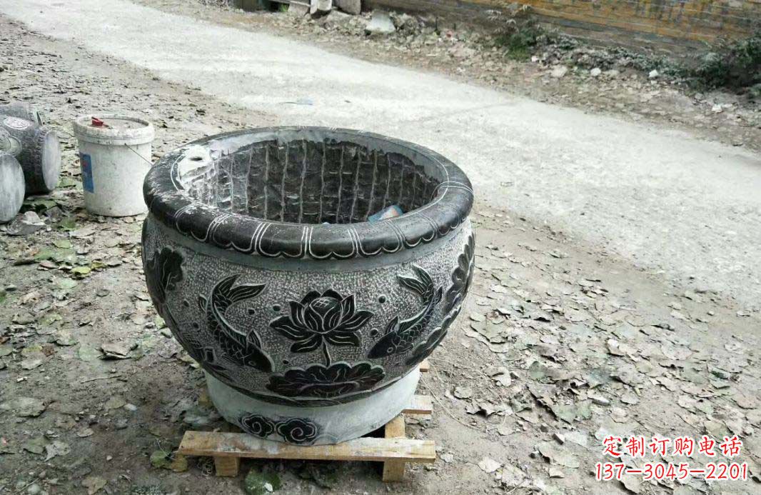 绵阳高雅的仿古圆形水缸石雕