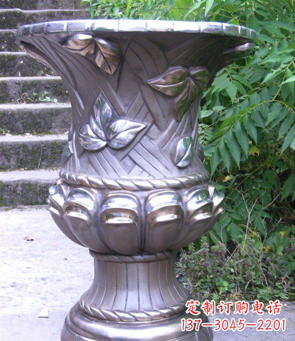 绵阳玻璃钢花盆雕塑