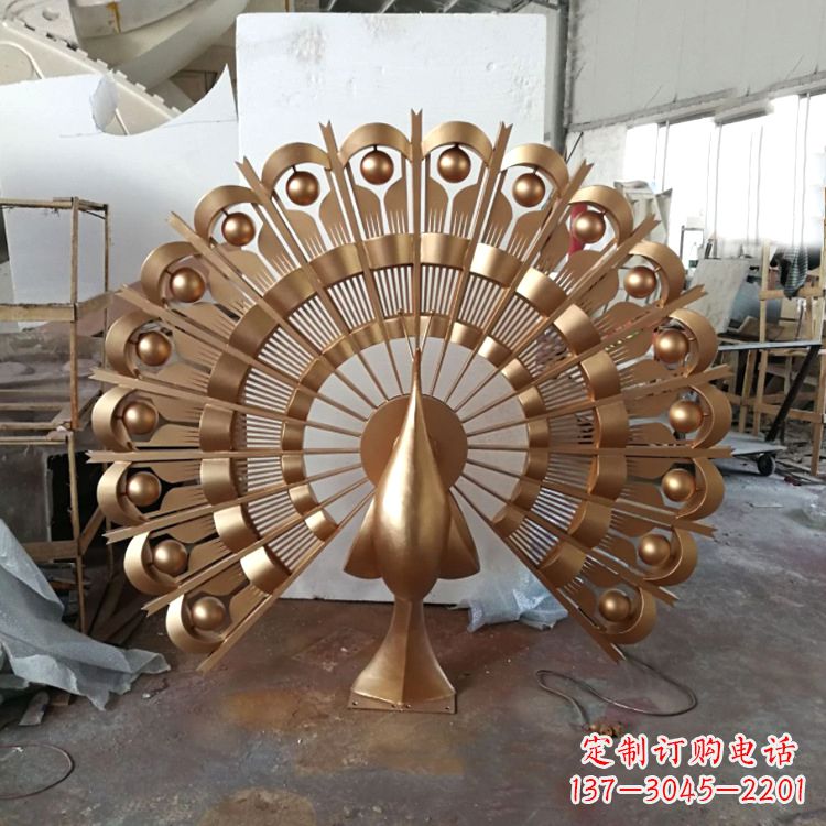 绵阳精致而又经典的仿铜色不锈钢孔雀雕塑