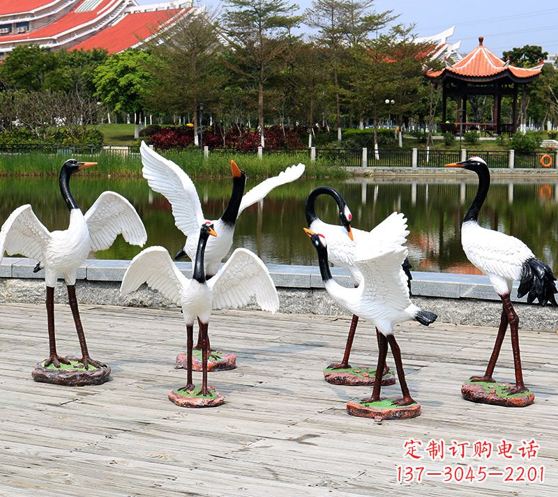 绵阳仿真仙鹤动物雕塑