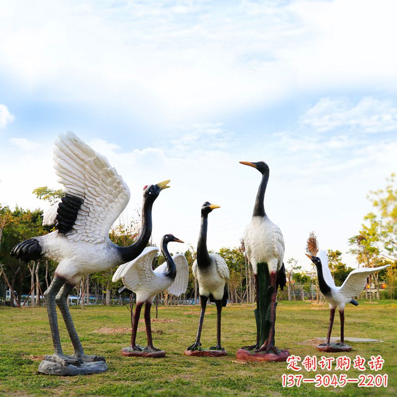 绵阳仿真仙鹤动物雕塑摆件