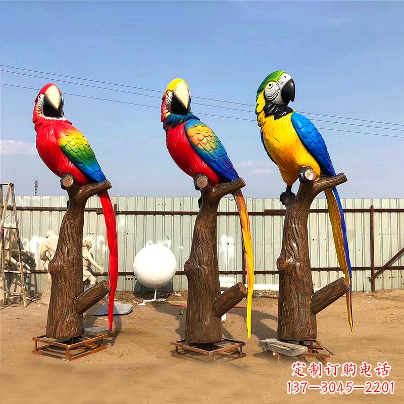 绵阳仿真鹦鹉玻璃钢景观雕塑
