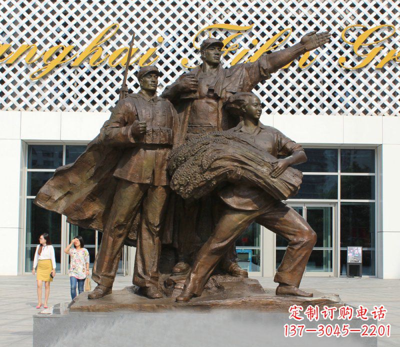 绵阳革命战士铜雕