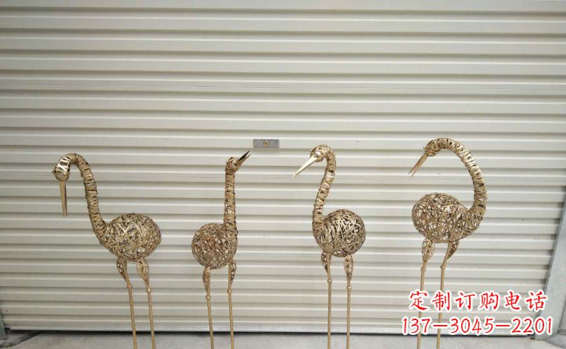 绵阳优雅精致丹顶鹤不锈钢雕塑
