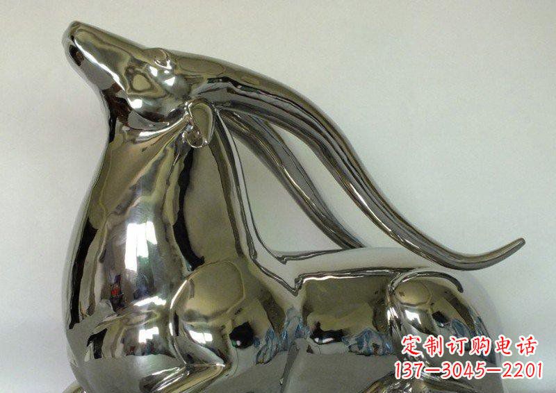 绵阳中领雕塑定制公园装饰不锈钢羚羊雕塑