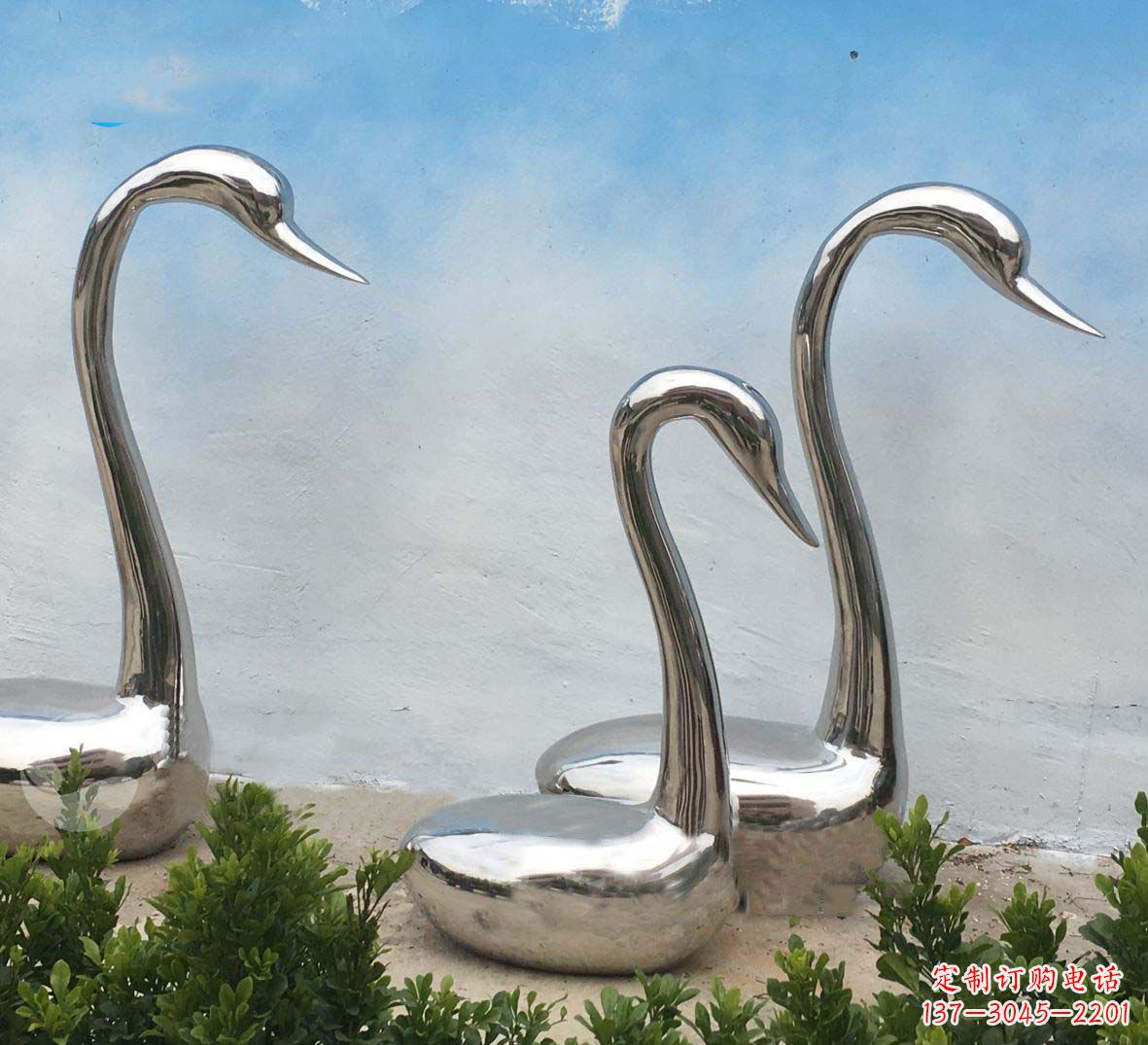 绵阳精美不锈钢抽象天鹅座椅雕塑