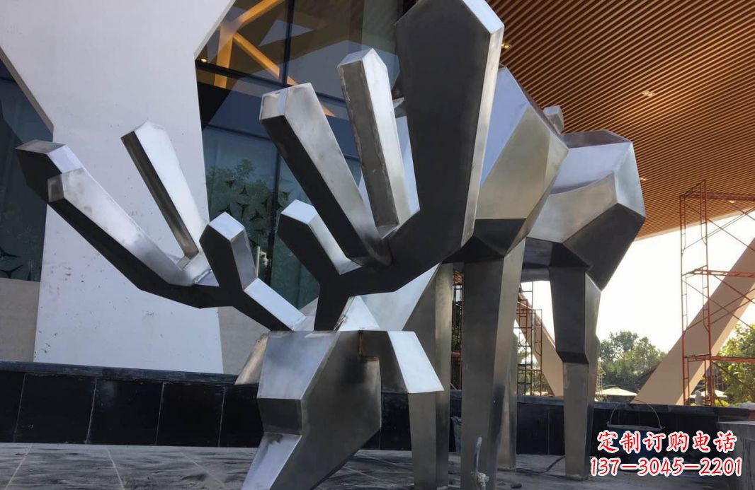 绵阳高端不锈钢抽象驯鹿雕塑