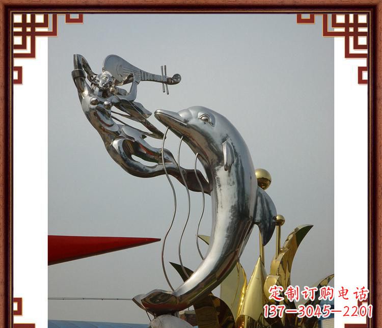 绵阳活力满满的海豚雕塑