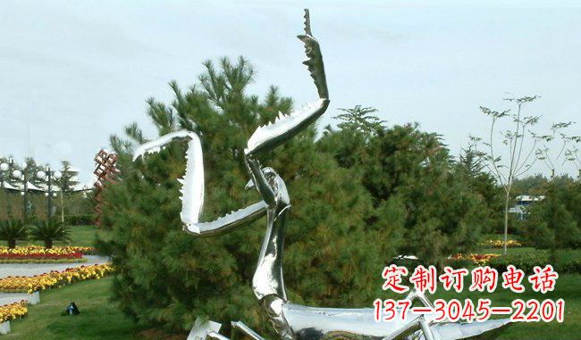 绵阳不锈钢螳螂雕塑