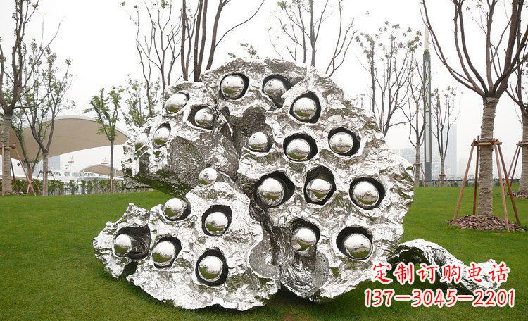 绵阳不锈钢莲蓬雕塑浓缩东方文化的美感