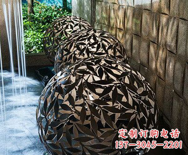 绵阳不锈钢树叶镂空球景观雕塑
