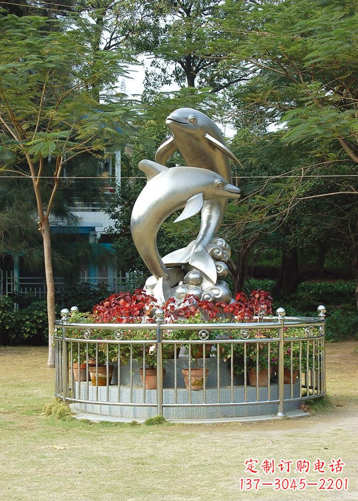绵阳不锈钢踏浪海豚雕塑