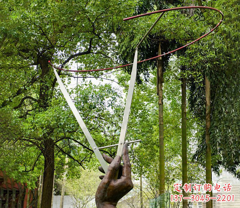 绵阳不锈钢圆规雕塑展示精致繁华