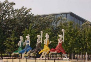 绵阳不锈钢雕塑——拿火炬跑步
