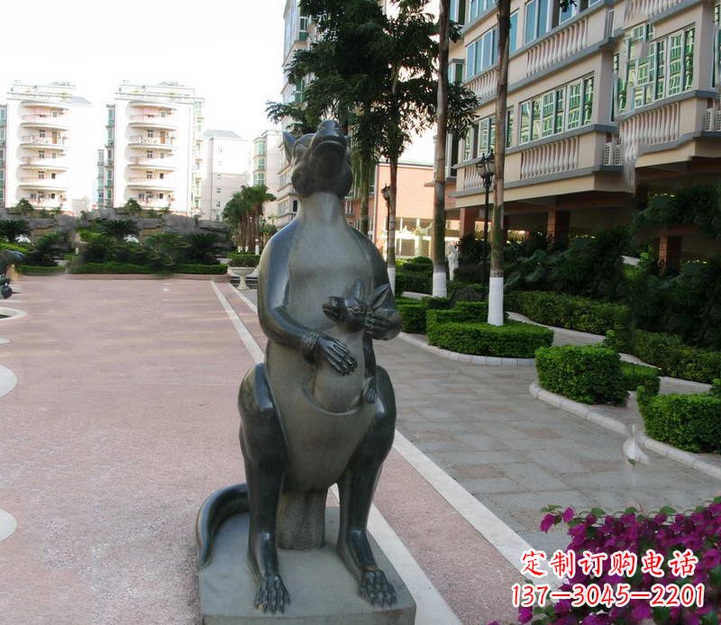 绵阳动物园礼品精美袋鼠雕塑