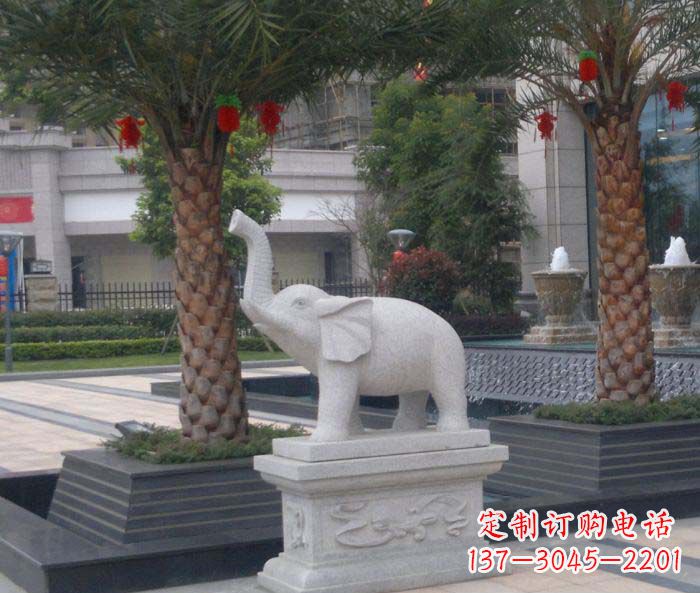绵阳公园动物小象石雕